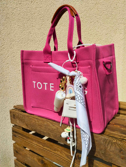 Tote bag avec son bijou de sac tendance