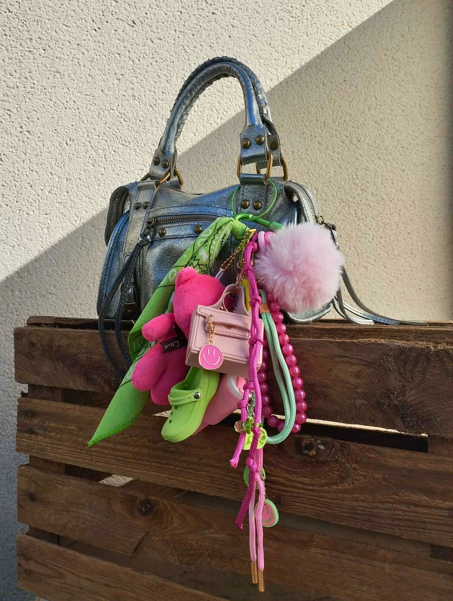 gri-gri porte bonheur rose et vert pomme